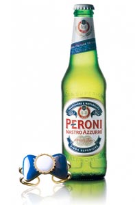 Avec Peroni Nastro Azzurro la bière est un bijou