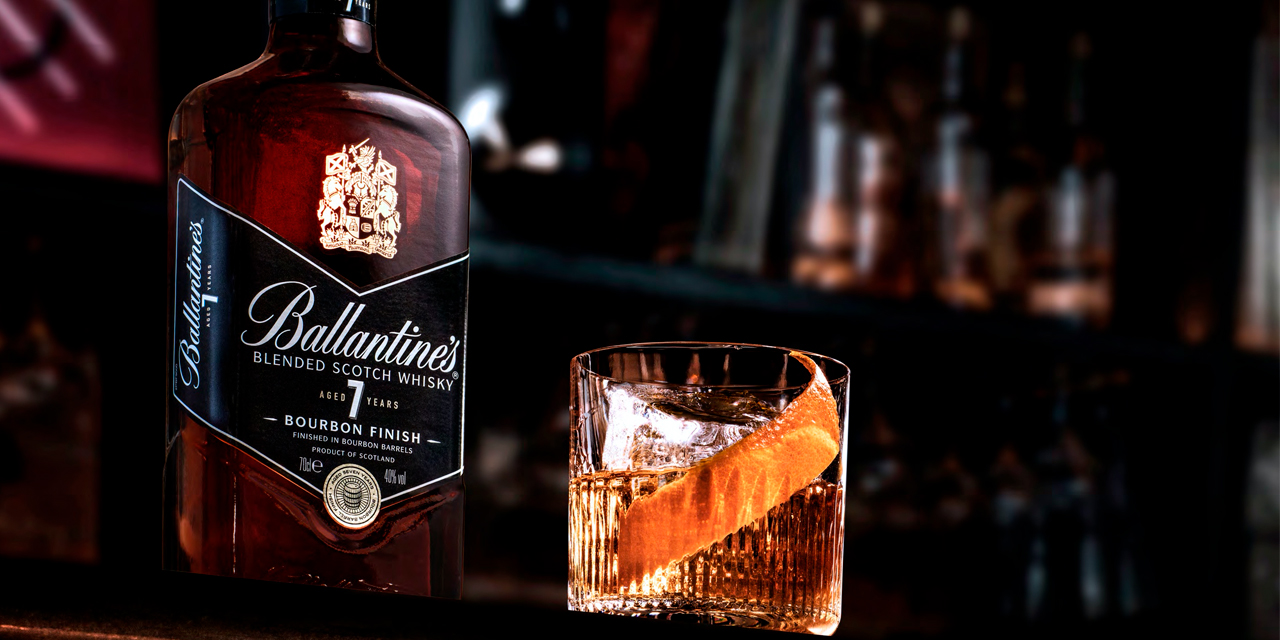 Ballantine’s 7 ans Bourbon Finish, pour une Scottish Touch à un Old Fashioned !