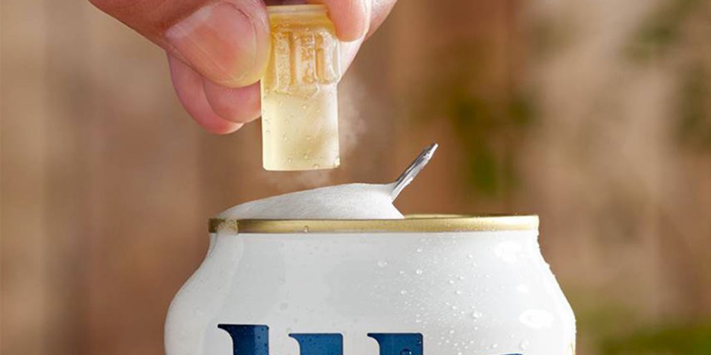Z Echelle Marklin 8600 Miller Lite Bière Bleu Clair Réfrigéré Boxcar