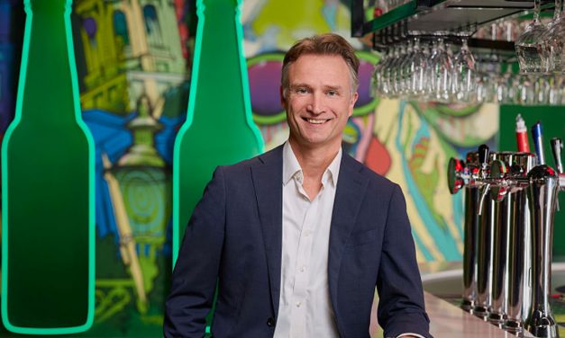 Heineken : Dolf van den Brink passe la main après six années mouvementées