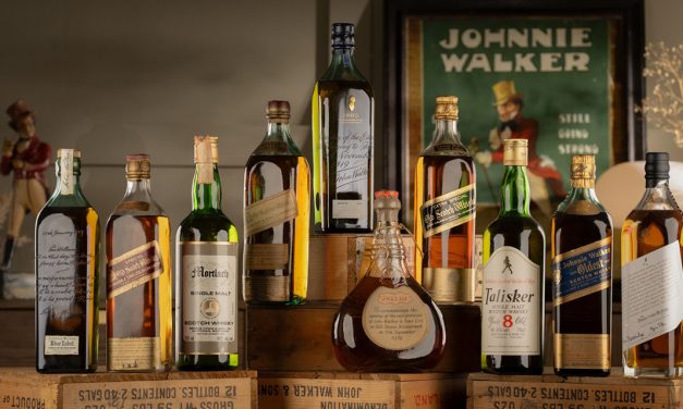 La collection ultime de Johnnie Walker aux enchères