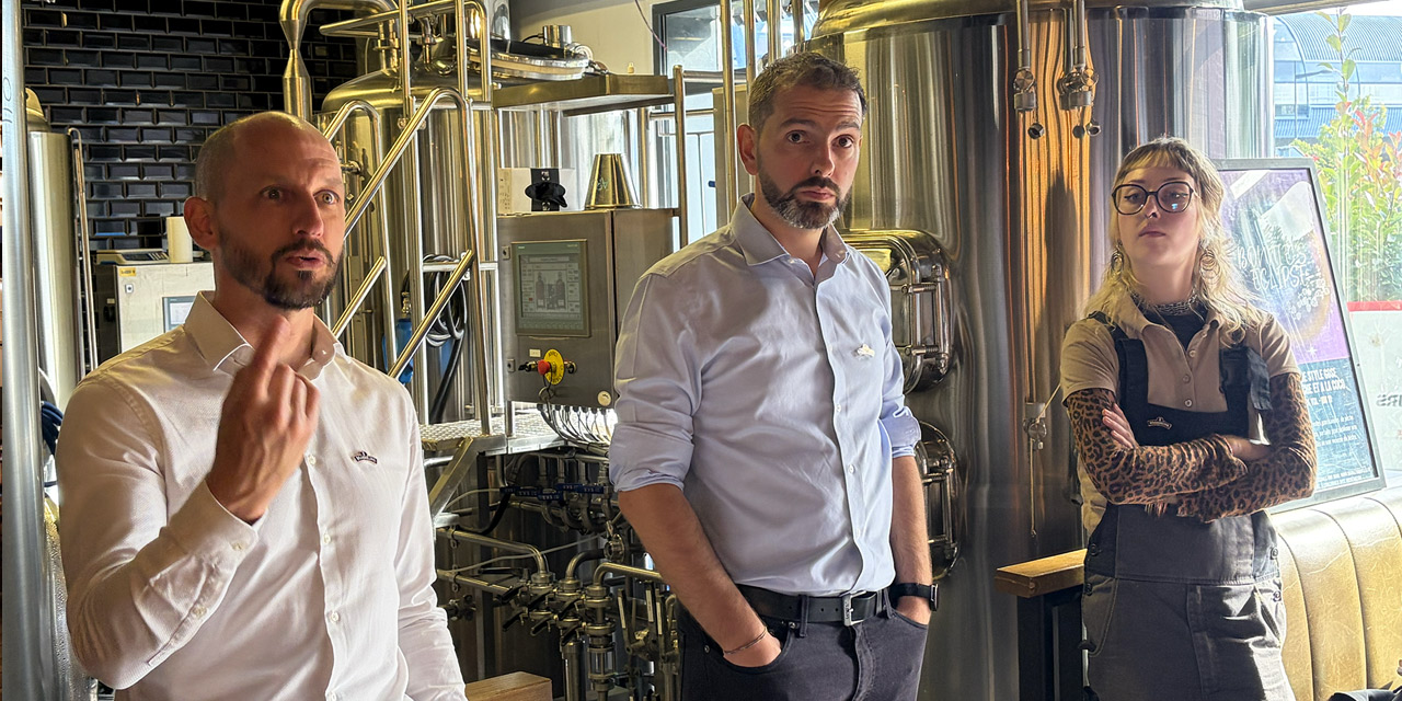Jean Baptiste Berrodier est Directeur du Pôle Bière, Antoine Vidal est Responsable de l’Offre Bière et Manon Langlet est Brasseuse à Villeneuve d’Ascq